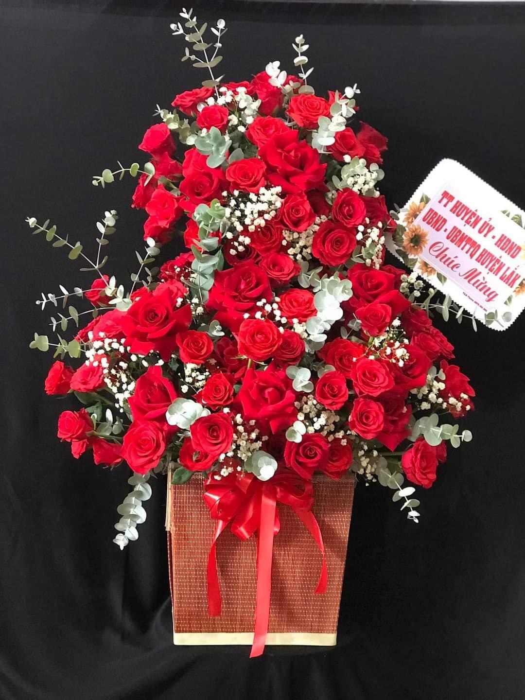 GIỎ HOA TƯƠI TM008